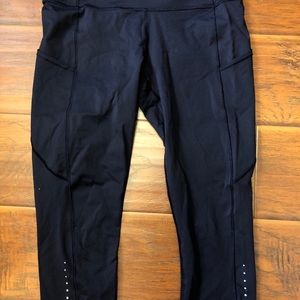 Navy blue Lululemon fast and free crop size 8